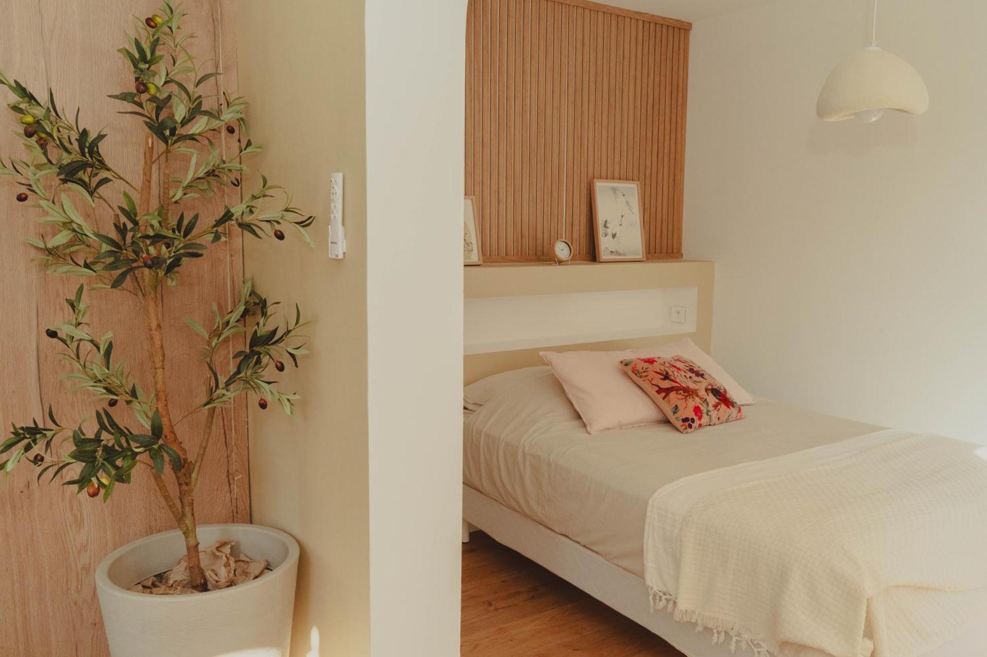 Au Coeur De Hyeres, Ideal Pour Les Couples ! Extérieur photo